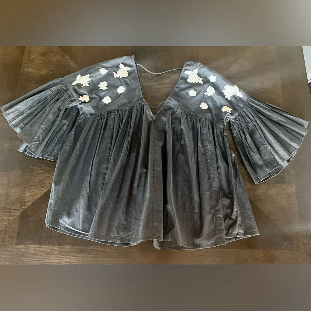 Anthro Maeve Harlow Embroidered Sequin V-Neck XS Black Boho Flutter Sleeve Top - Picture 12 of 15